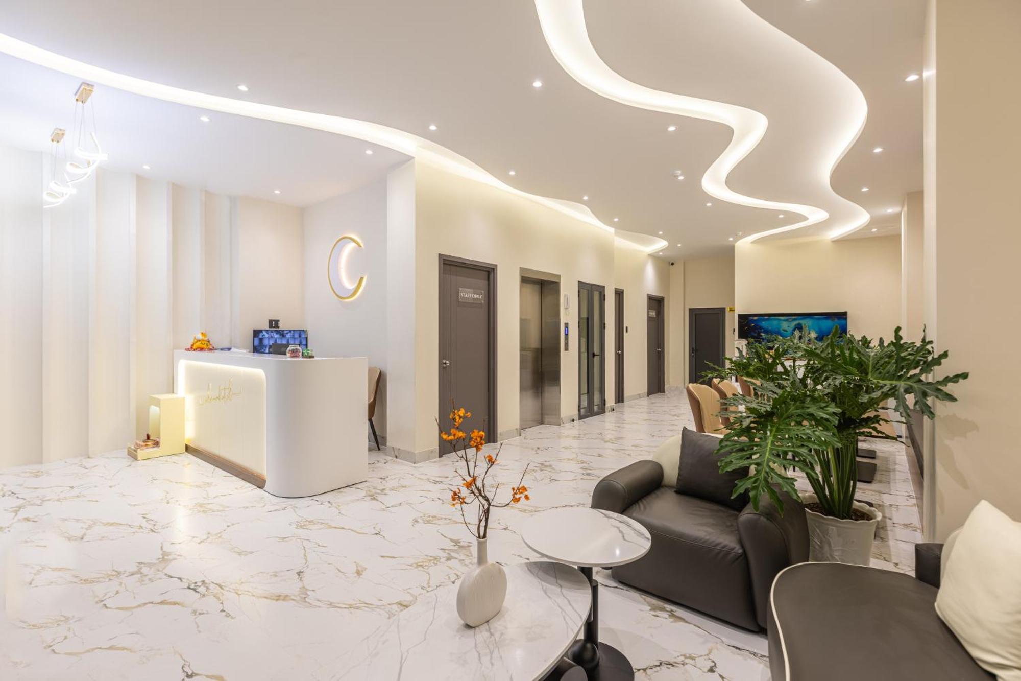 V'Luna Hotel - Managed By Thm Can Tho Exterior photo